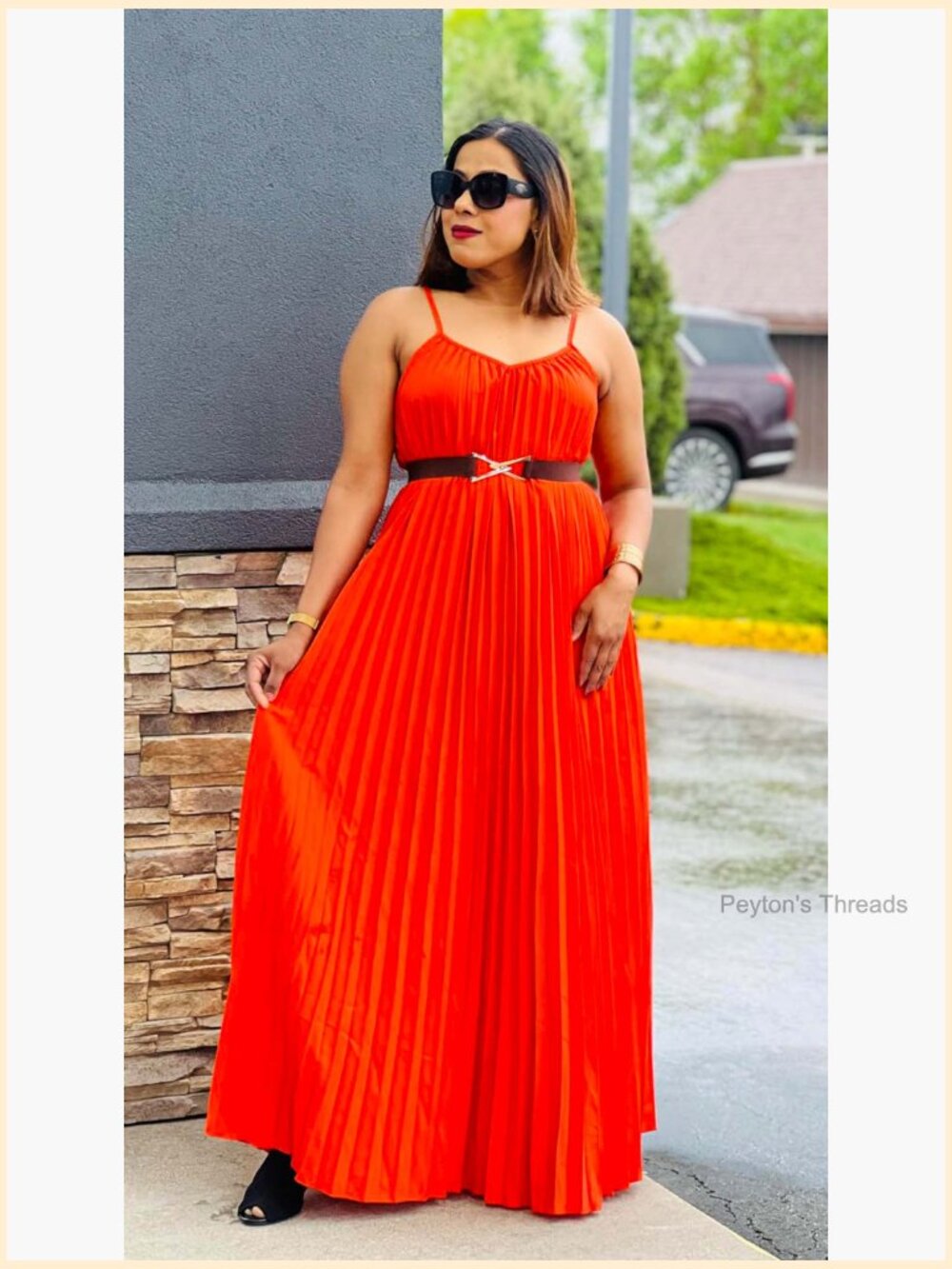 V Neck Sleeveless Pleated Flowy Maxi Dress with Adjustable Straps - Picture 7 of 7